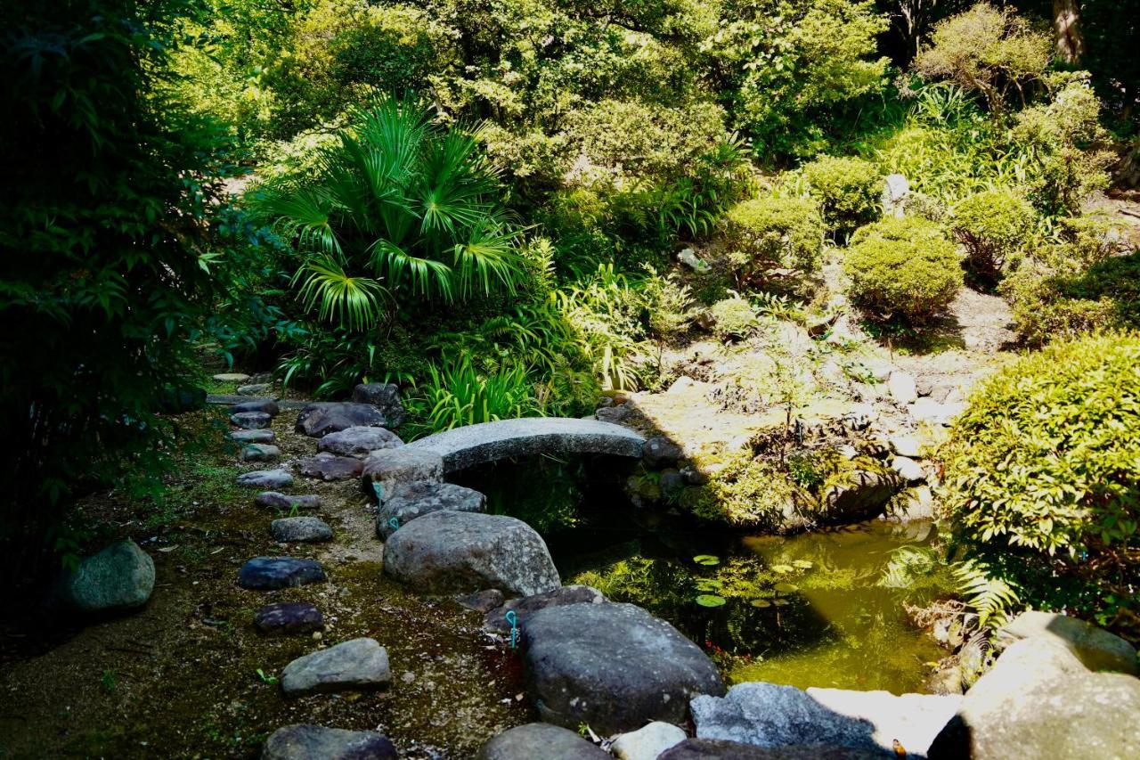 佐渡島に残る築130年の伝統的な古民家｜東夢 Villa Sado Buitenkant foto